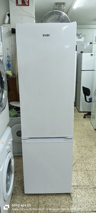 Nevera Combi Blanca Svan
NO FROST ENERGÍA A+