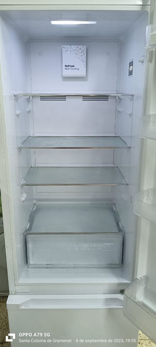 Nevera Combi Blanca Svan
NO FROST ENERGÍA A+