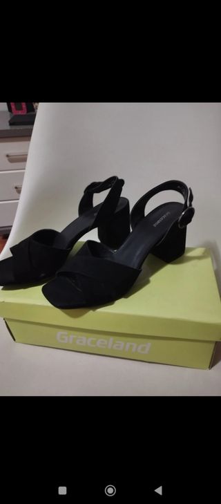 Sandalias Graceland tacón negro