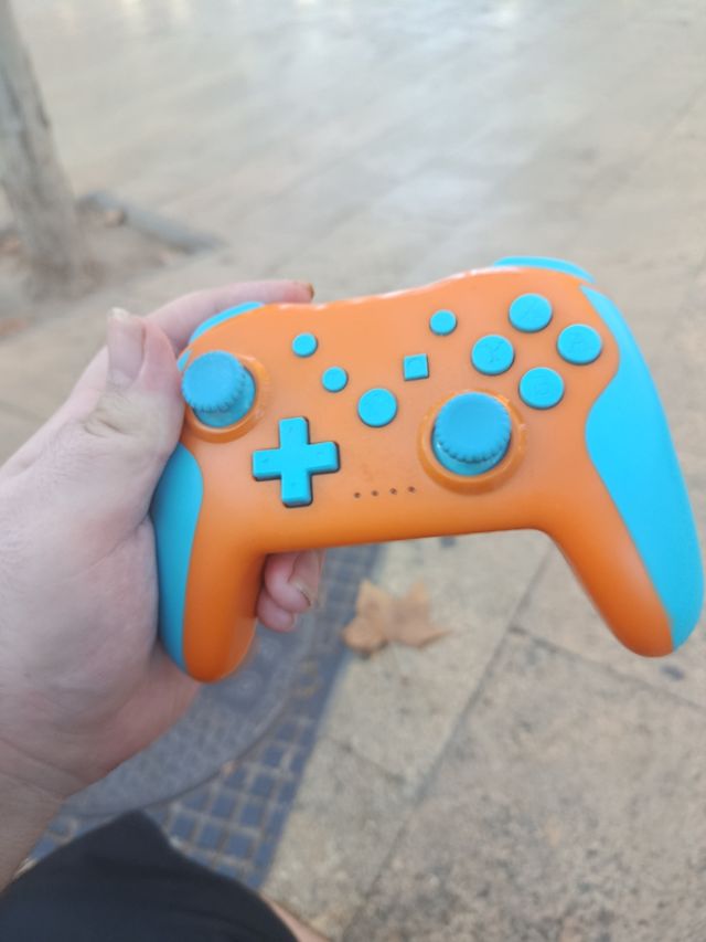 Mando Nintendo Switch Naranja y Azul