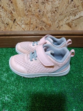 Zapatillas deportivas niña rosas