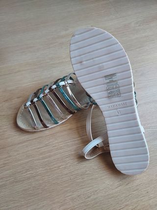 Sandalias planas MariaMare metalizadas
