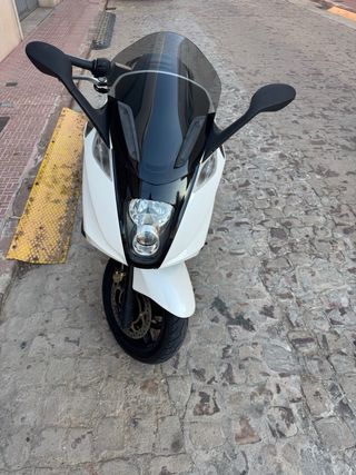 Gilera GP 800 2010