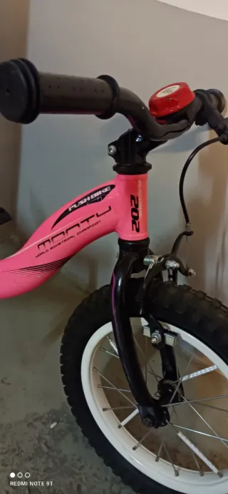 Bici Monty 202 202 sense pedals