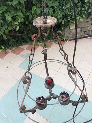 Lampadario in ferro battuto