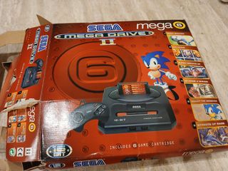Sega Mega Drive con 4 juegos