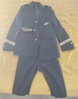 Traje de almirante de comunión.