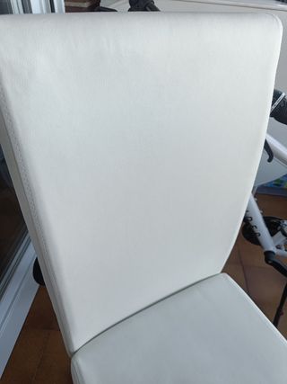 4 Sillas de Comedor Blancas