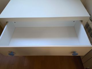 Cómoda bebé de madera