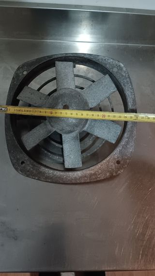 Extractor industrial antiguo S&P