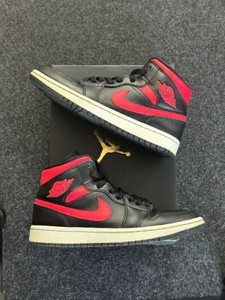 Nike Jordan 1 Mid Taglia 39