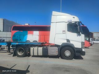 Camión - remolque - Trabajo contenedores puerto.