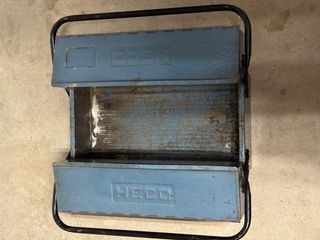 Caja de herramientas HECO con herramientas