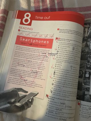 Gold Experience 2nd Edition B1 Workbook (Gold E...