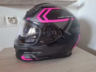 Casco Scorpion 491 Negro y Rosa