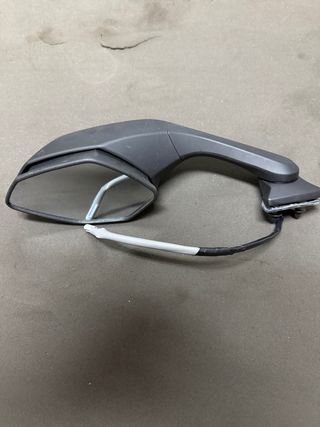 Retrovisor Yamaha R1 2024