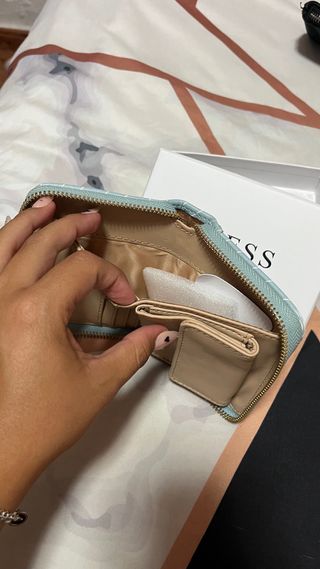 Monedero Guess Azul