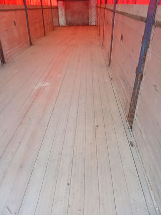 Remolque piso móvil aluminio