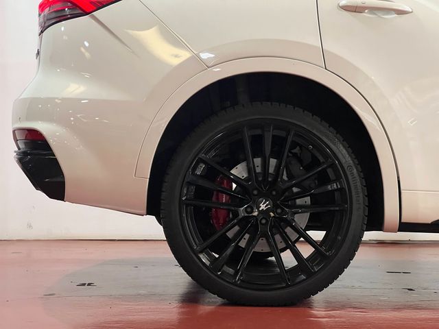 Maserati Levante Trofeo 3.8 V8 twin turbo 427kW (580CV)