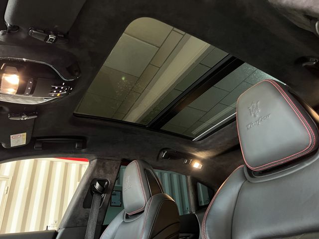 Maserati Levante Trofeo 3.8 V8 twin turbo 427kW (580CV)