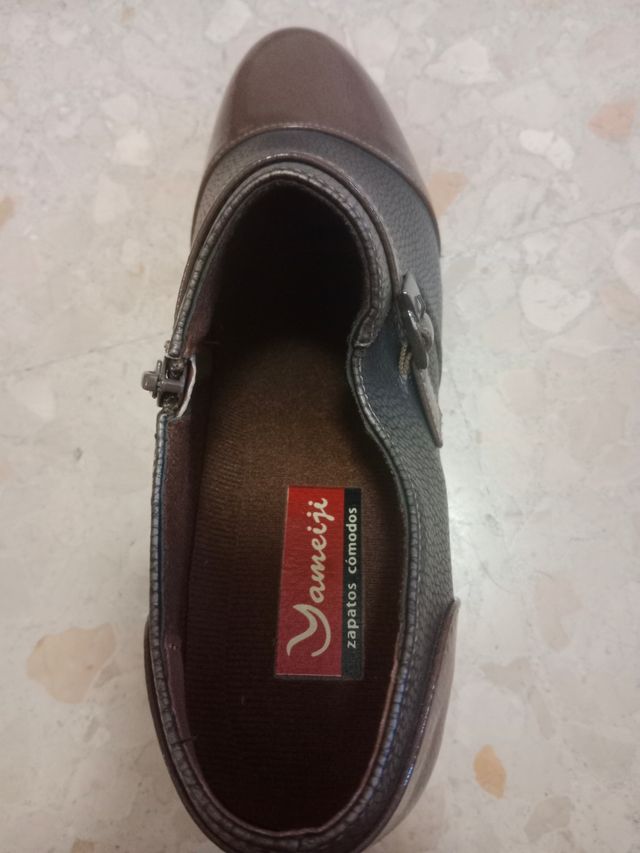 Botines negros y marrones talla 39