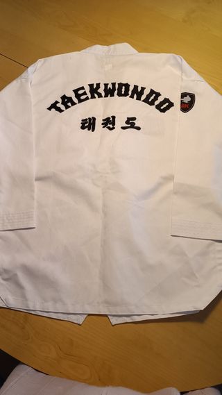 Kimono Taekwondo Blanco IKAR talla 120-140