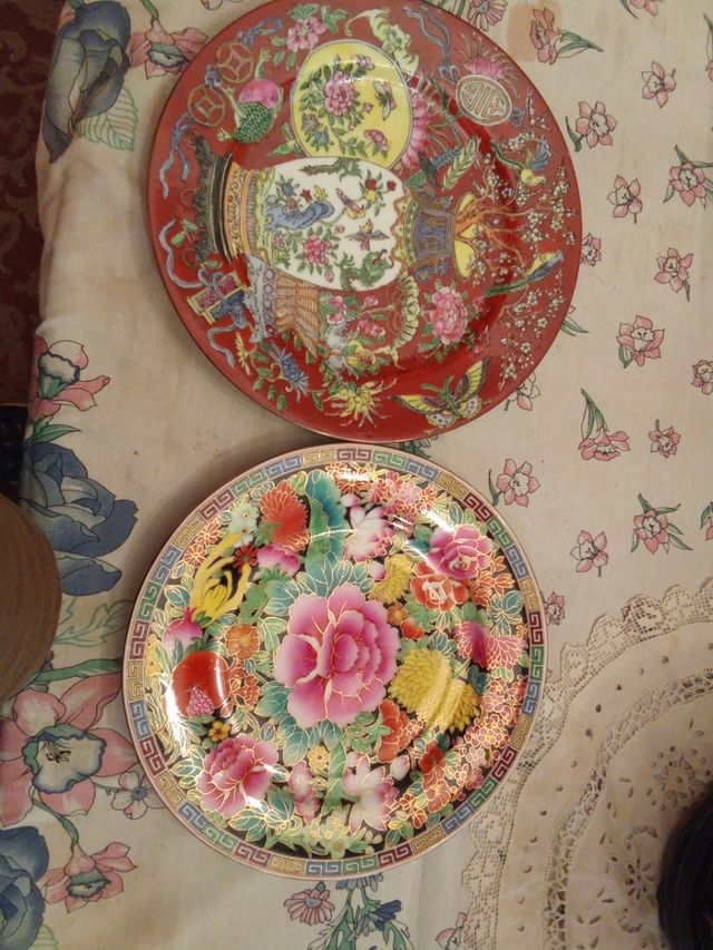 Exquisitos platos decorativos chinos