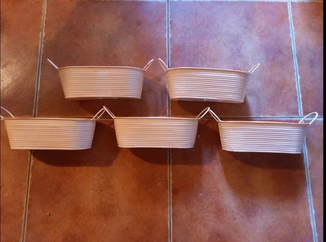 5 Recipientes Metálicos con Asas