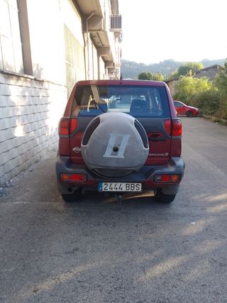 Nissan Terrano II 2001