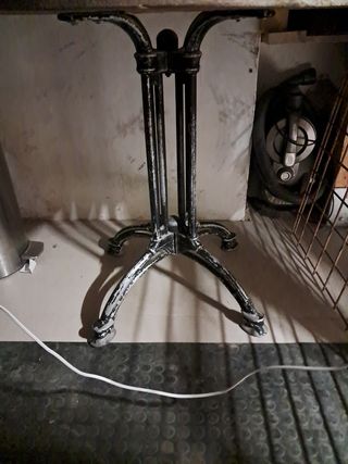 Patas de mesa vintage metal negro y plata