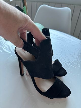 Sandalias Zara Negras Tacon Sin Estrenar