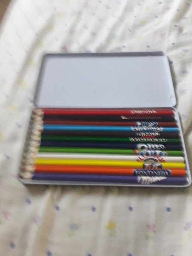 Astuccio per matite colorato Back to School