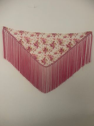 Mantoncillo niña cadete fucsia