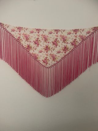 Mantoncillo niña cadete fucsia