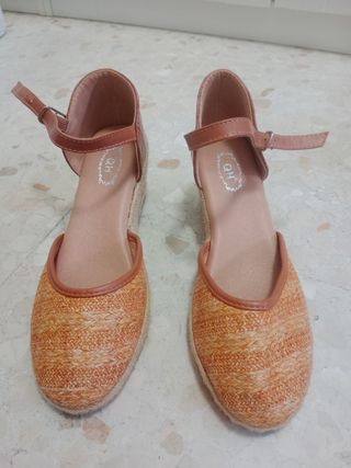 Zapatillas de esparto sin estrenar