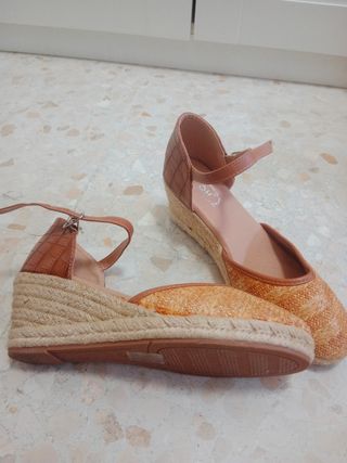 Zapatillas de esparto sin estrenar