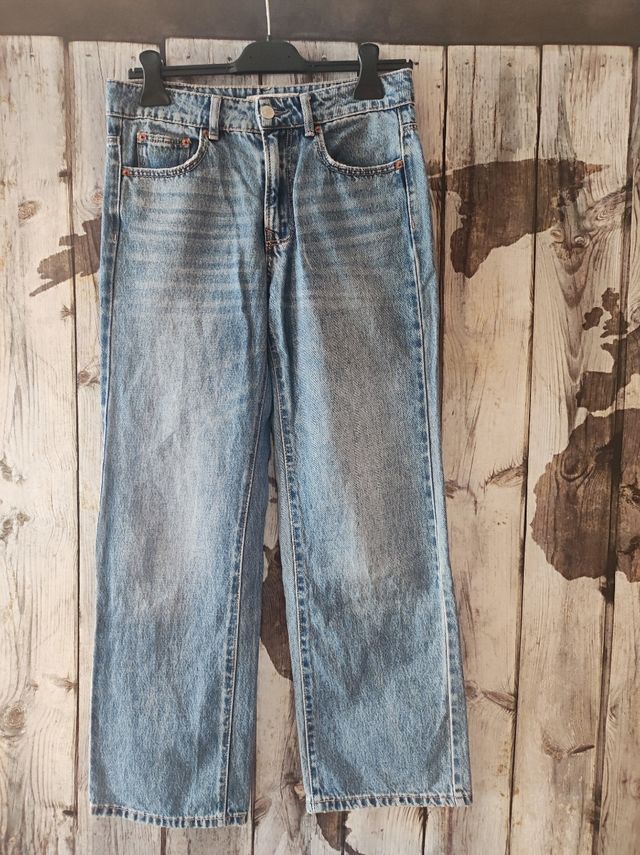 Pantalón vaquero Stradivarius