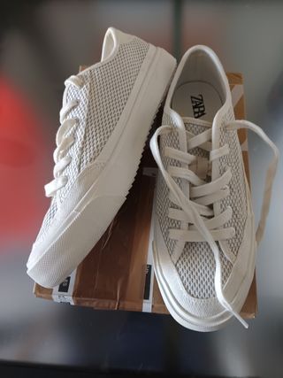 Zapatillas ZARA Blancas