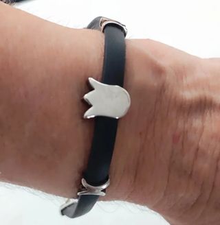 Pulseras de cuero y plata