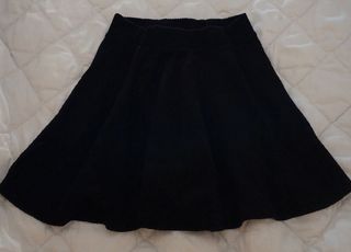 Falda negra