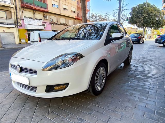 FIAT Bravo 1.4 16v 90 CV Dynamic 1 AÑO GARANTIA