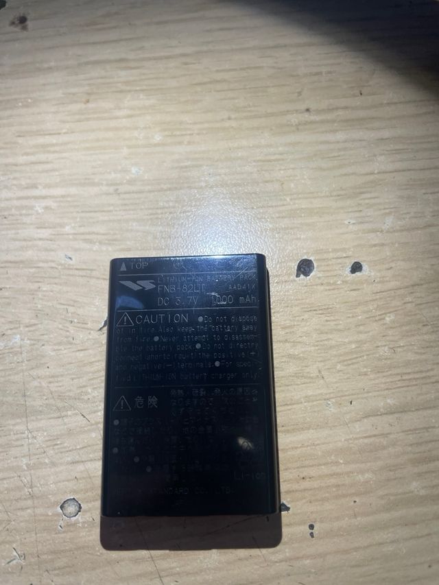 Yaesu VX-3E VHF/UHF Transceptor Dual-Band