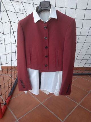 Traje corto hombre rojo y blanco