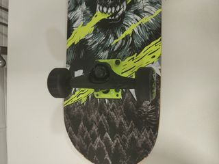 Monopatín Oxelo con diseño de lobo
