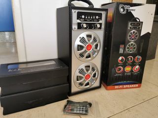 Altavoz Hi-Fi + SD 4GB