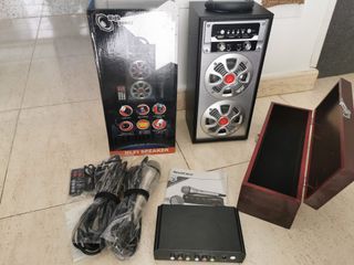 Equipo Karaoke SilverCrest + 2 Micrófonos