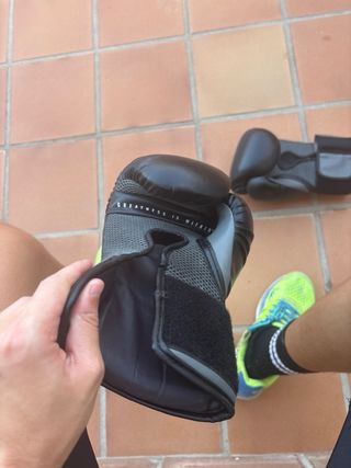Guantes de boxeo Everlast negros