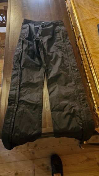 Pantalone a vento nero