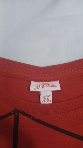 T-shirt Spiderman e Superman