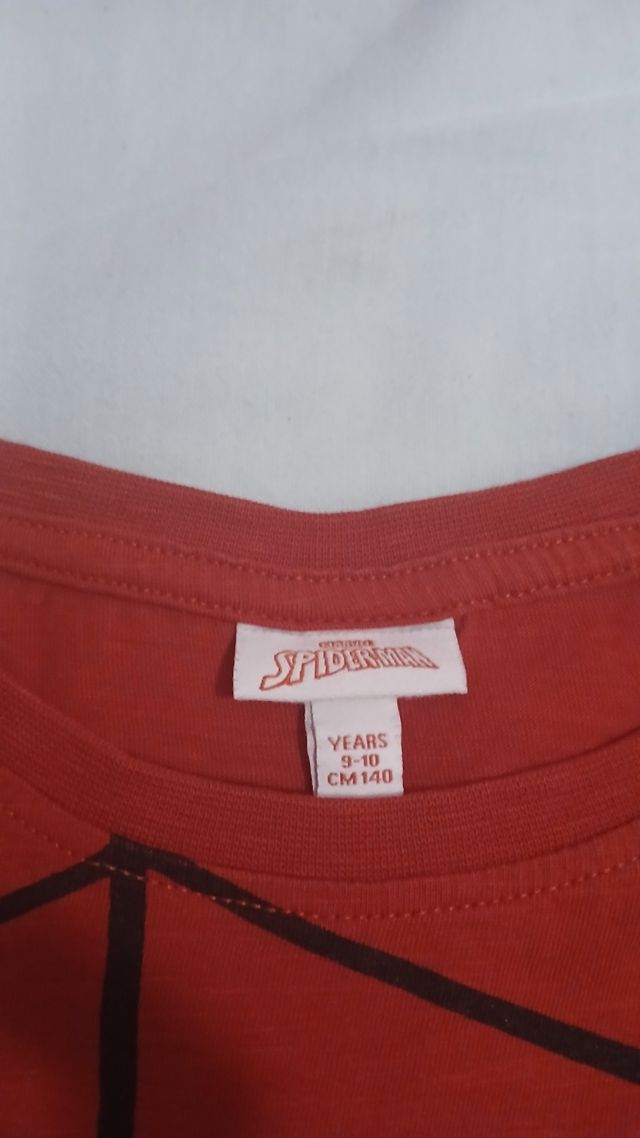 T-shirt Spiderman e Superman